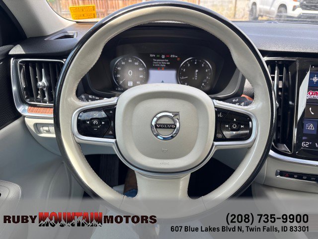 Used 2021 Volvo S60 T5 Momentum AWD/4WD image 13