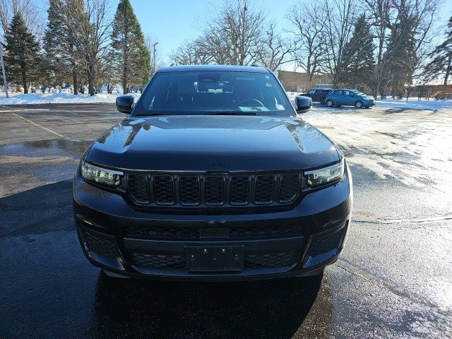 Used 2023 Jeep Grand Cherokee L Laredo image 9