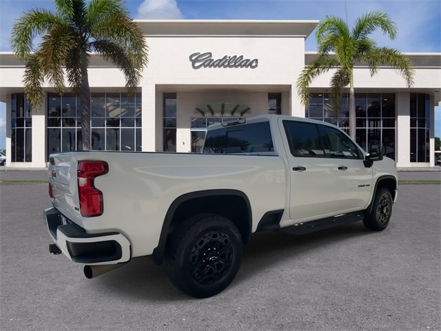 Used 2022 Chevrolet Silverado 2500 LTZ w/ LTZ Plus Package image 15