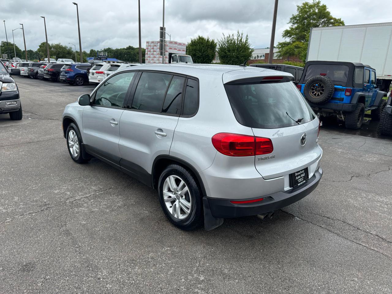 Used 2013 Volkswagen Tiguan S AWD/4WD image 5