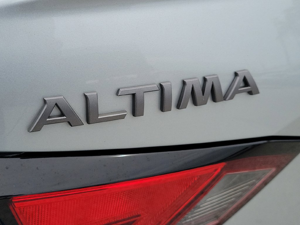 Certified 2024 Nissan Altima 2.5 S FWD image 15