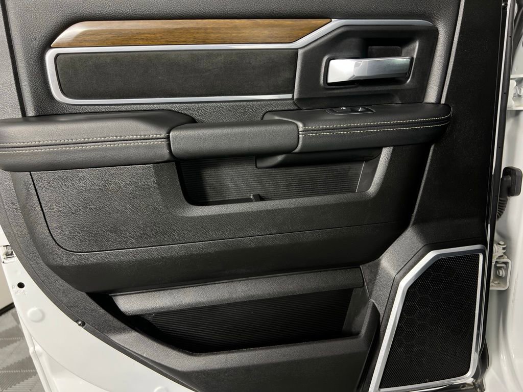Used 2024 RAM 2500 Laramie image 29