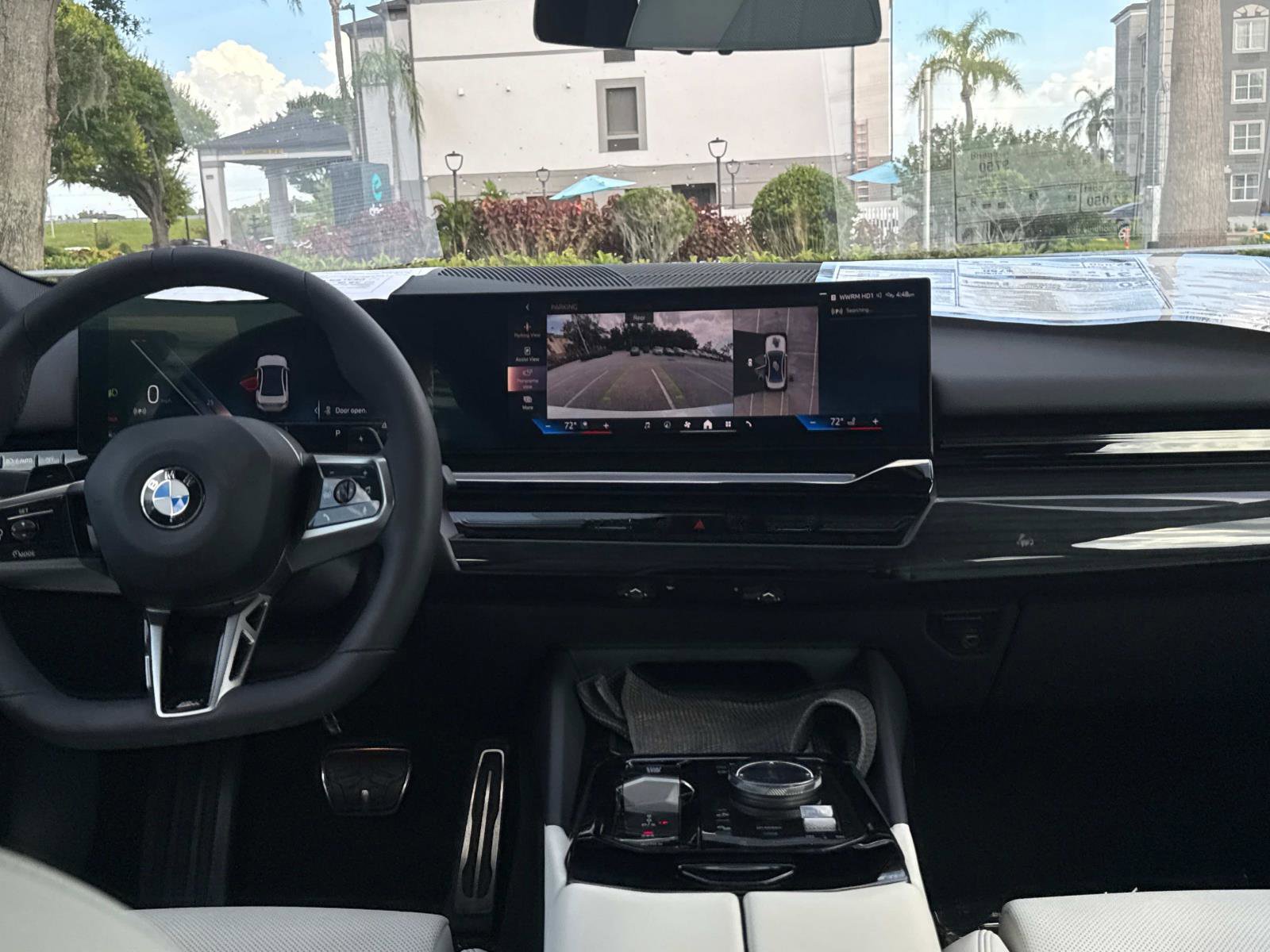 Certified 2025 BMW 530i w/ M Sport Package image 14