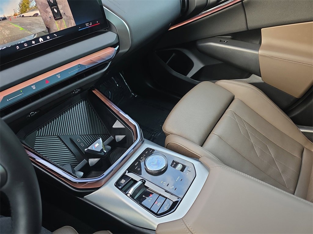 Used 2025 BMW X3 xDrive30i w/ Premium Package image 28