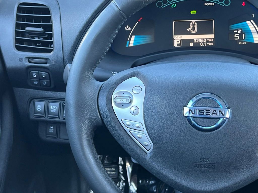 Used 2017 Nissan Leaf SV w/ Premium Package image 22