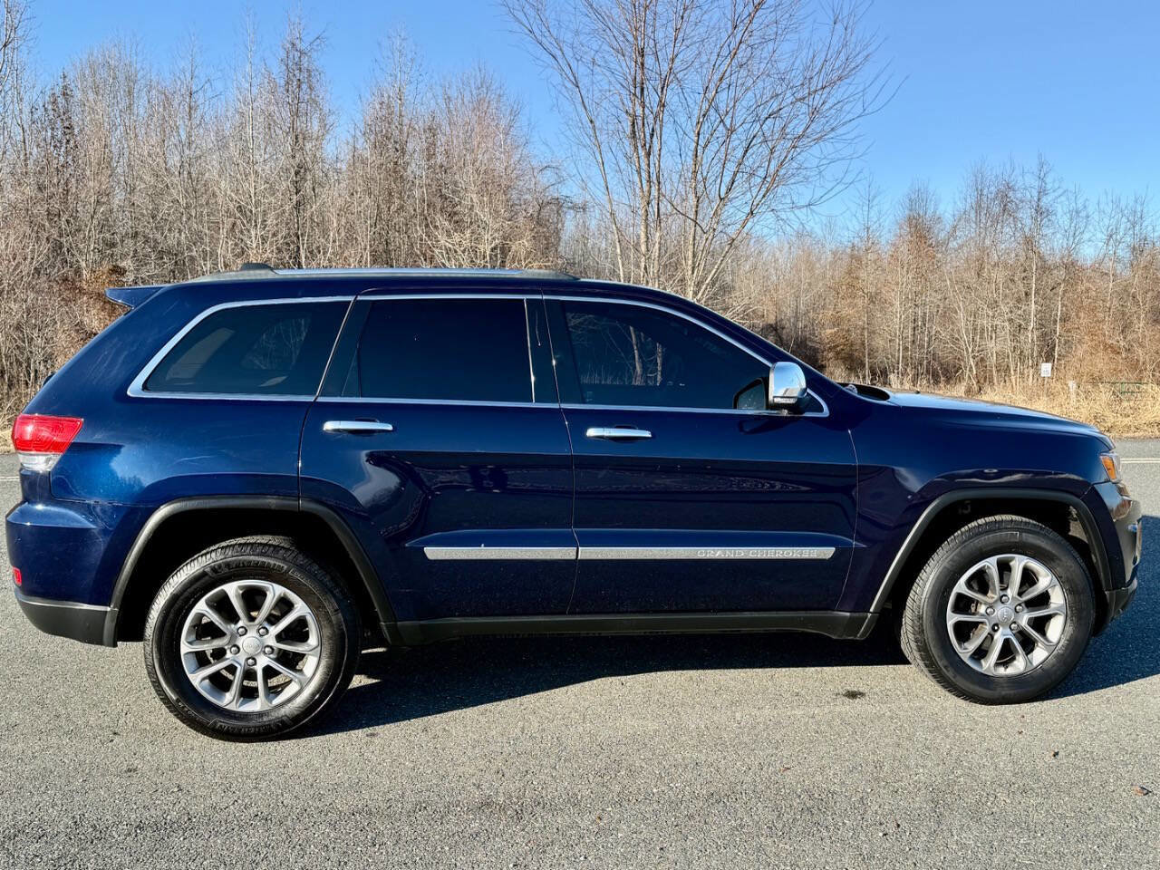 Used 2016 Jeep Grand Cherokee Limited AWD/4WD image 8