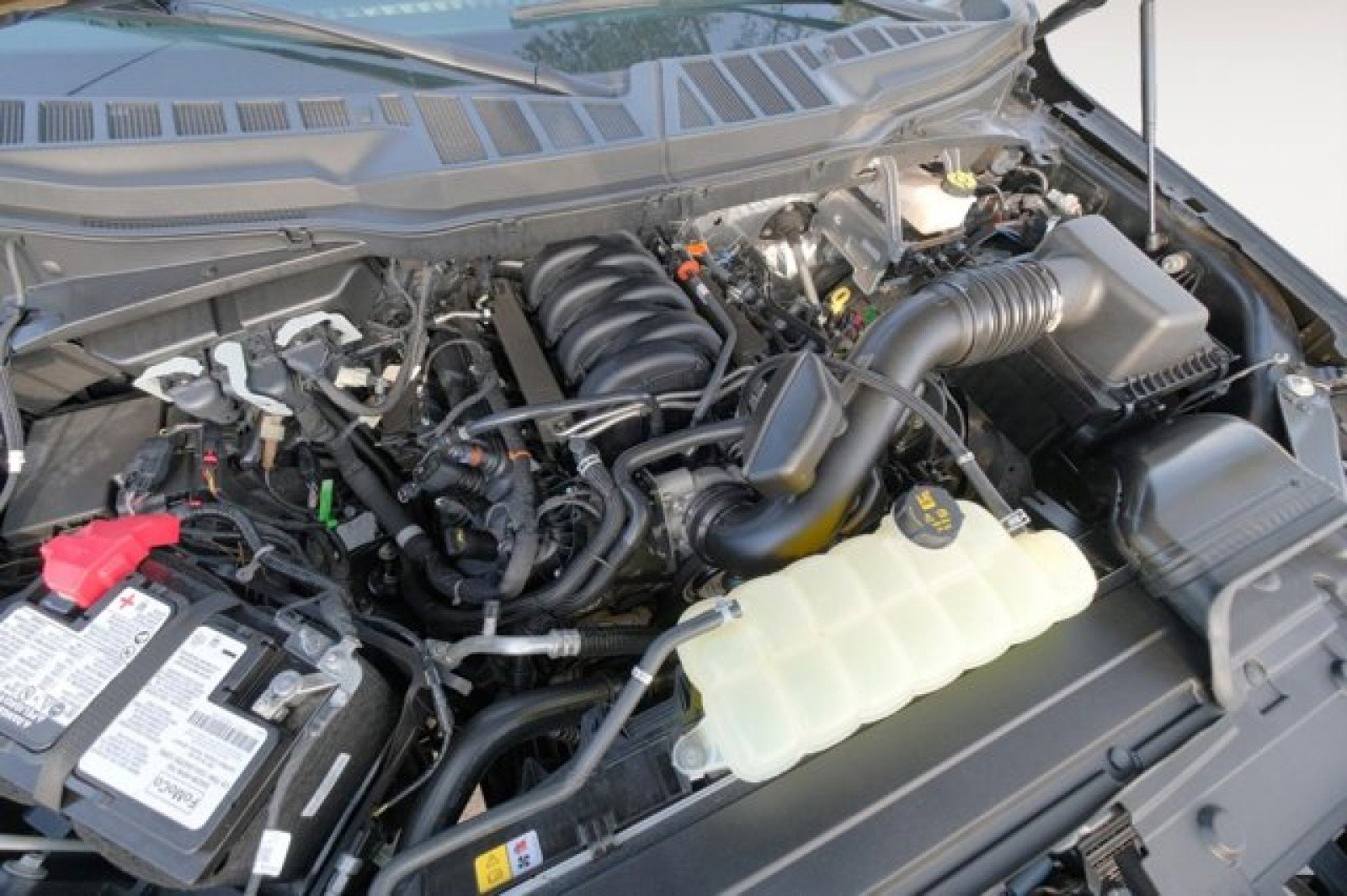 Used 2023 Ford F150 XLT w/ Equipment Group 301A Mid image 9