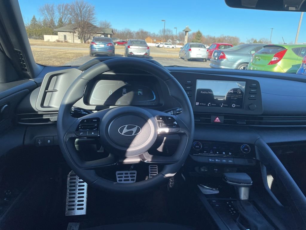 New 2026 Hyundai Elantra Sport image 11