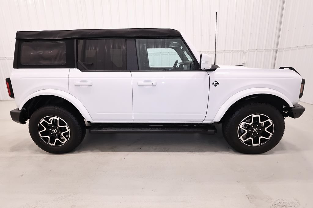 Certified 2023 Ford Bronco Outer Banks AWD/4WD image 2