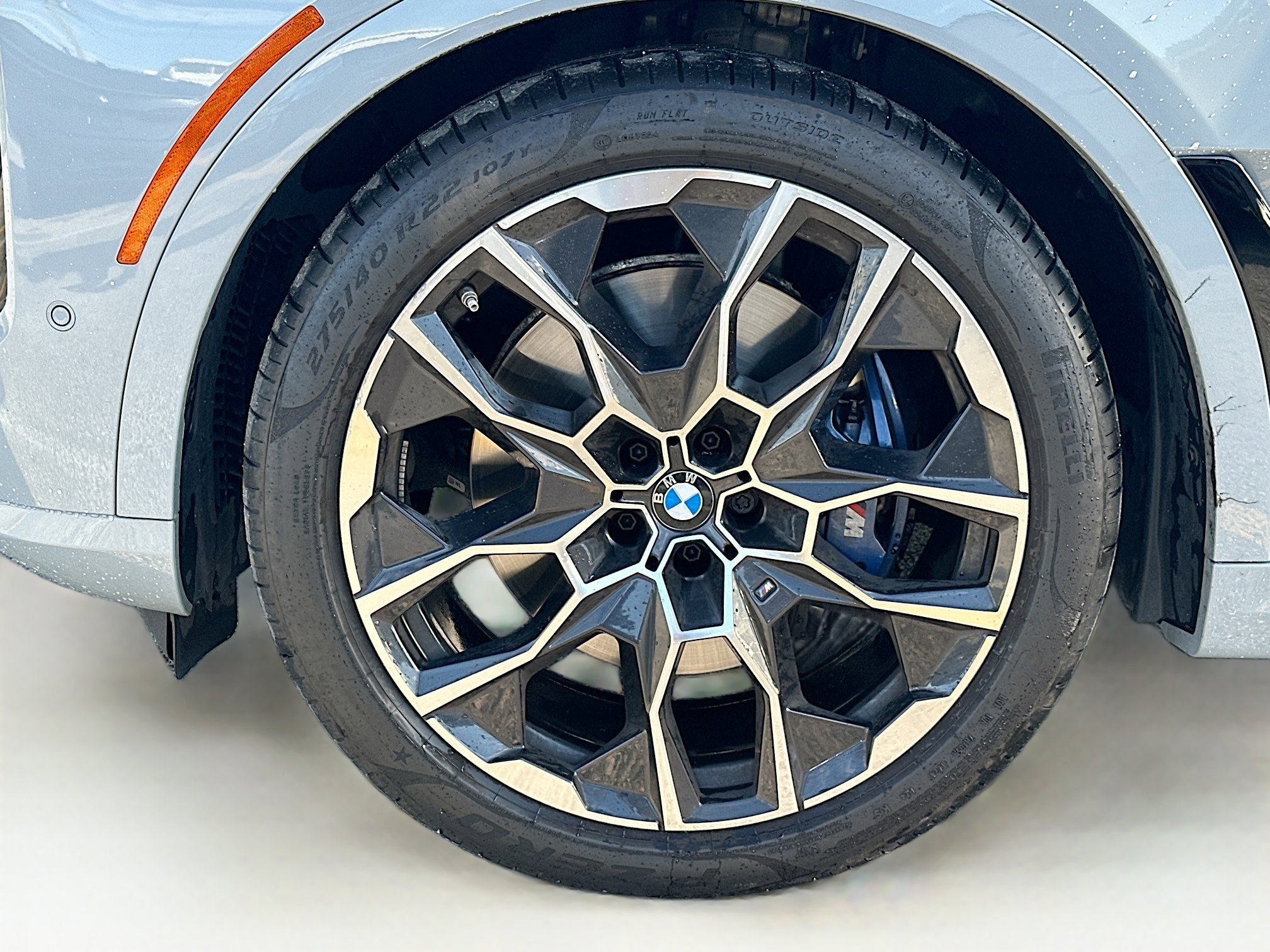 New 2025 BMW X7 M60i w/ Executive Package AWD/4WD image 39