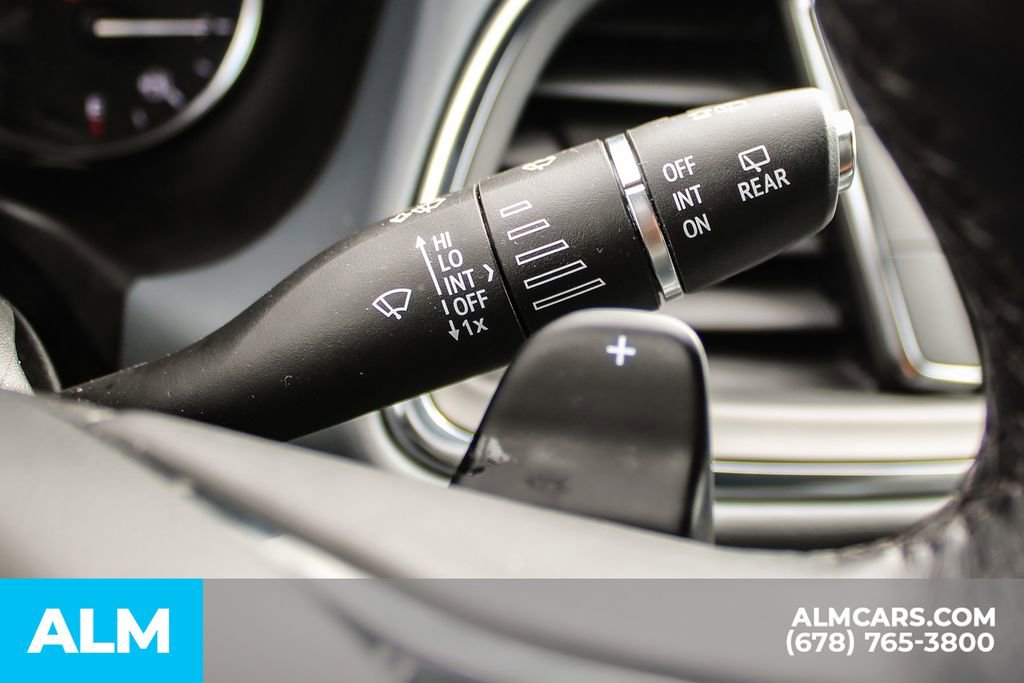 Used 2024 Buick Enclave Premium image 31