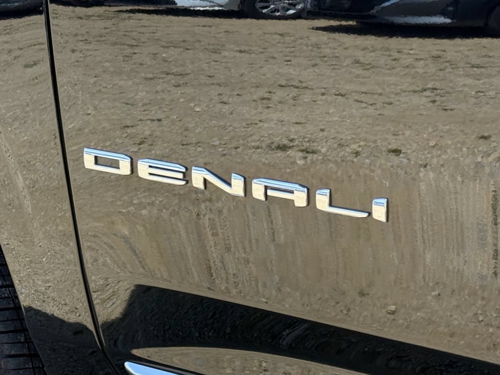 New 2026 GMC Yukon XL Denali w/ Sun & Power Step Package AWD/4WD image 48