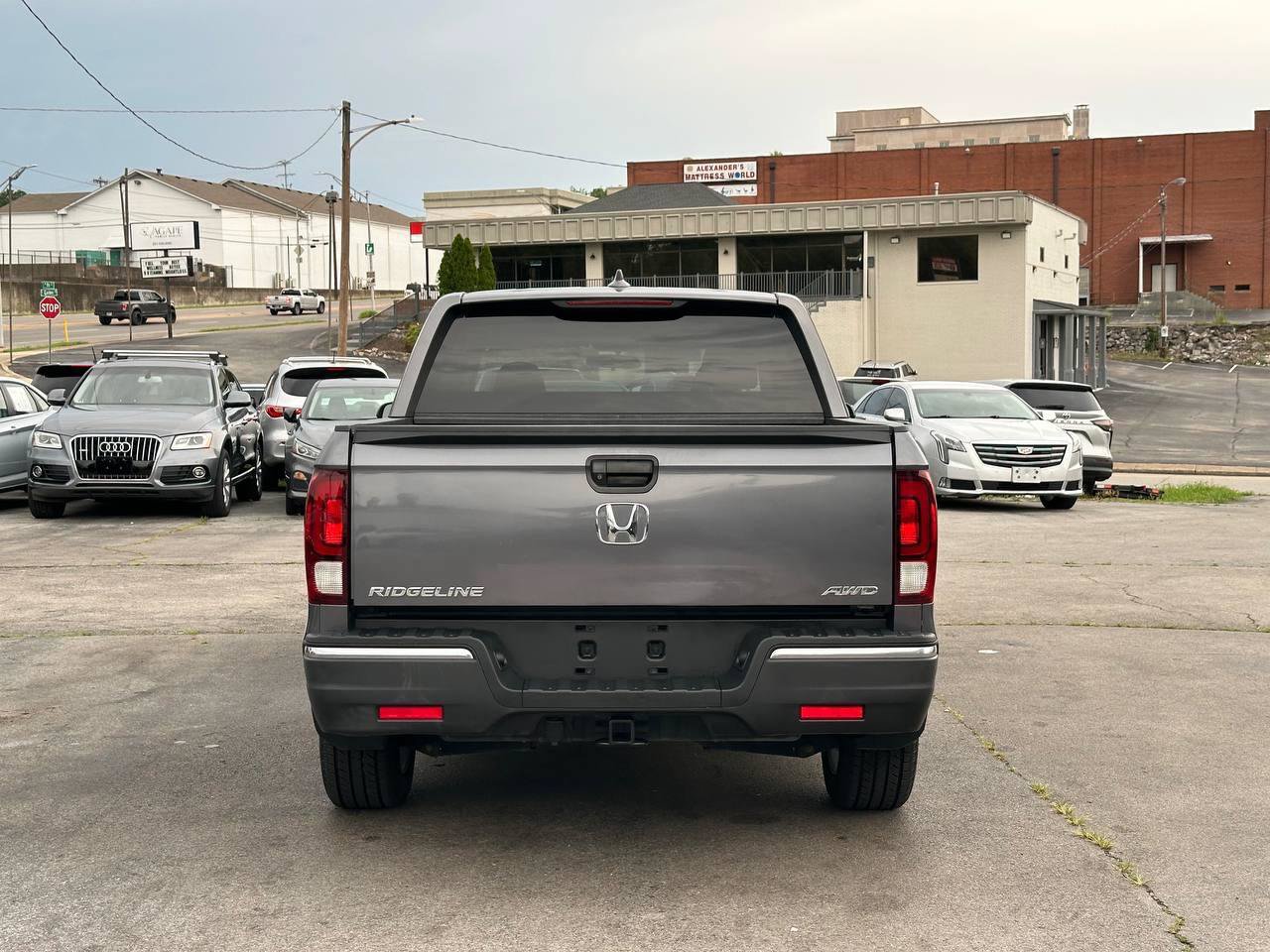 Used 2017 Honda Ridgeline RT image 9