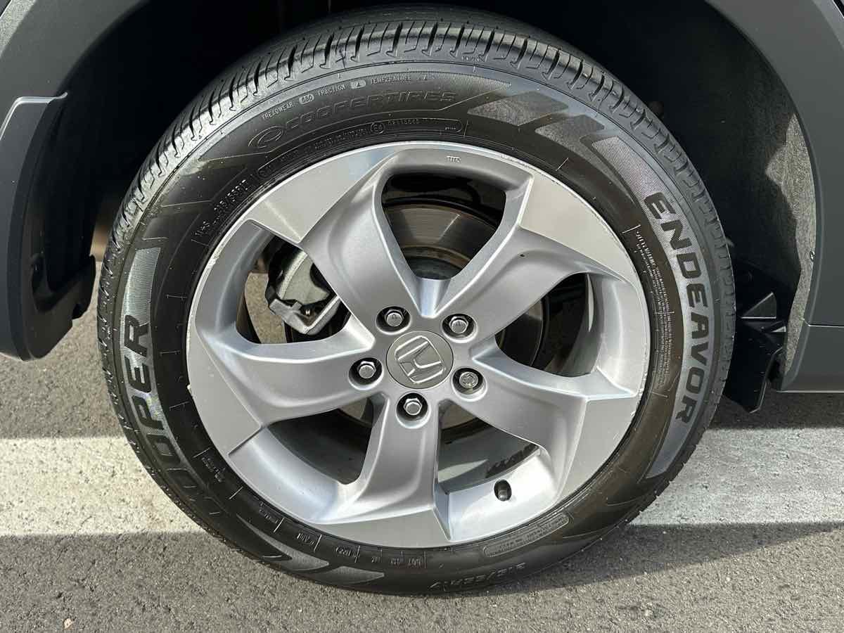 Used 2017 Honda HR-V LX image 52