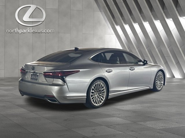 Certified 2025 Lexus LS 500 w/ Interior Upgrade Package image 6