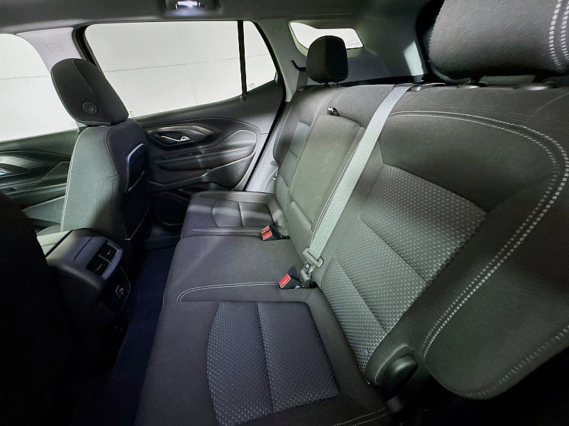 Used 2023 GMC Terrain SLE w/ Driver Convenience Package image 23
