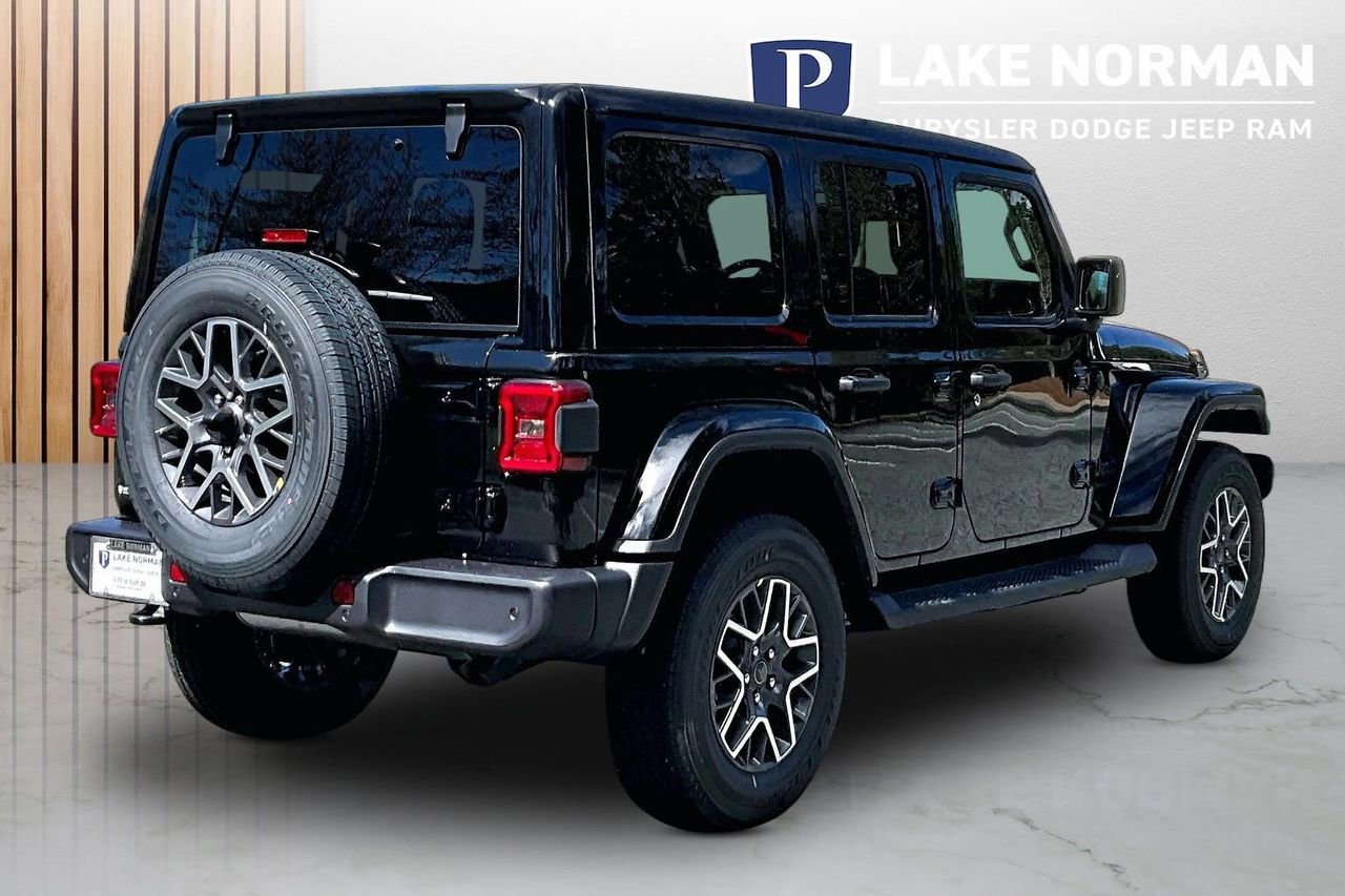 New 2026 Jeep Wrangler Sahara AWD/4WD image 9