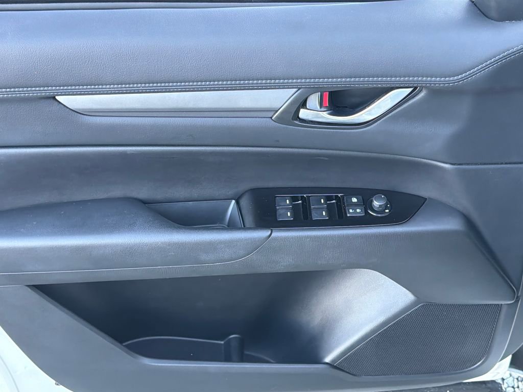 Used 2025 MAZDA CX-5 AWD 2.5 S w/ Preferred Package image 3