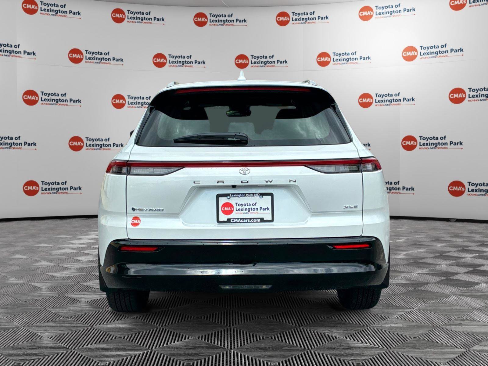 New 2026 Toyota Crown Signia AWD/4WD image 6