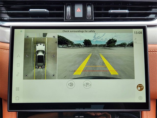 Used 2026 Jaguar F-PACE R-Dynamic S image 14