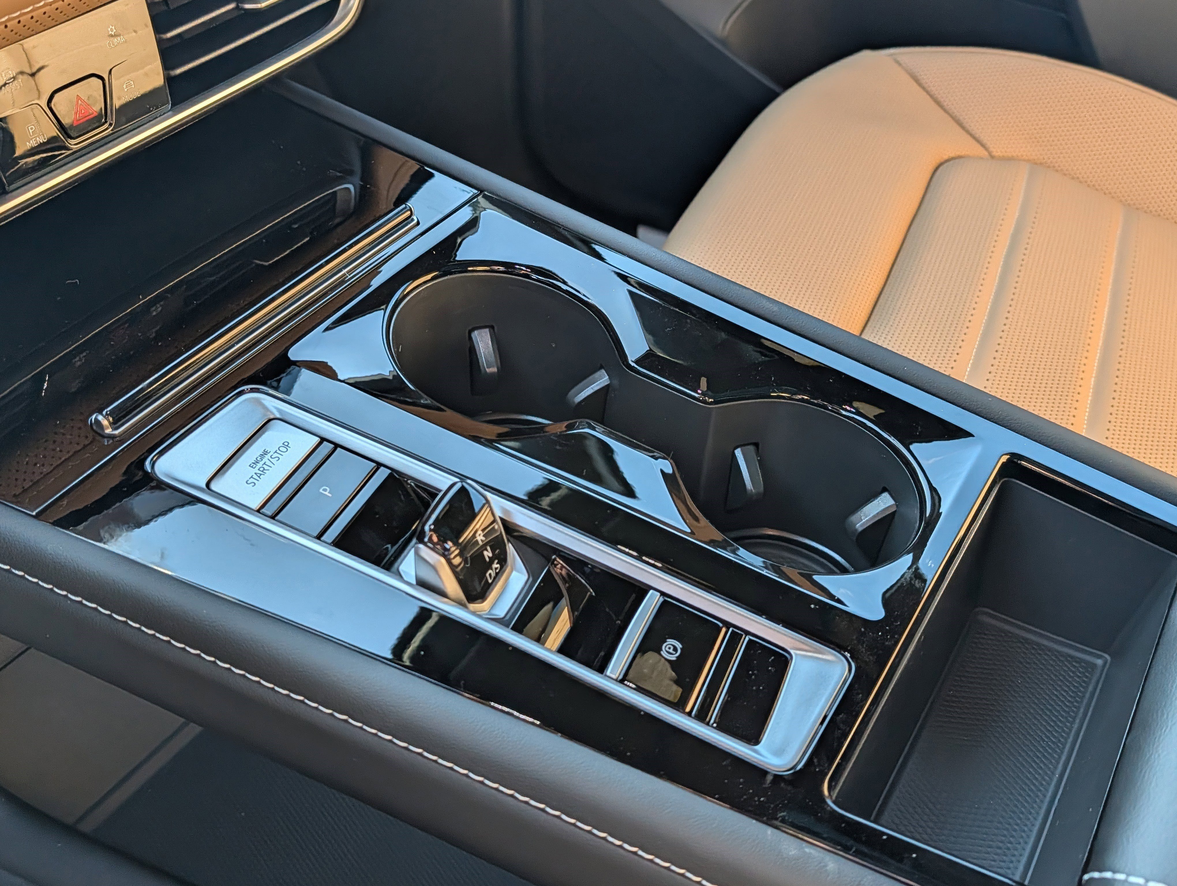 New 2026 Volkswagen Atlas Cross Sport SEL image 9