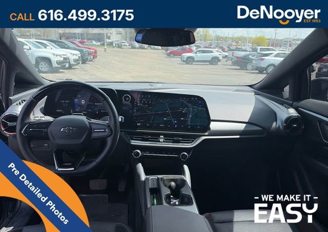 Used 2024 Chevrolet Equinox EV RS AWD/4WD image 8