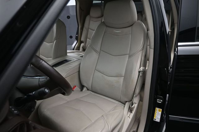 Used 2015 Cadillac Escalade Premium AWD/4WD image 11