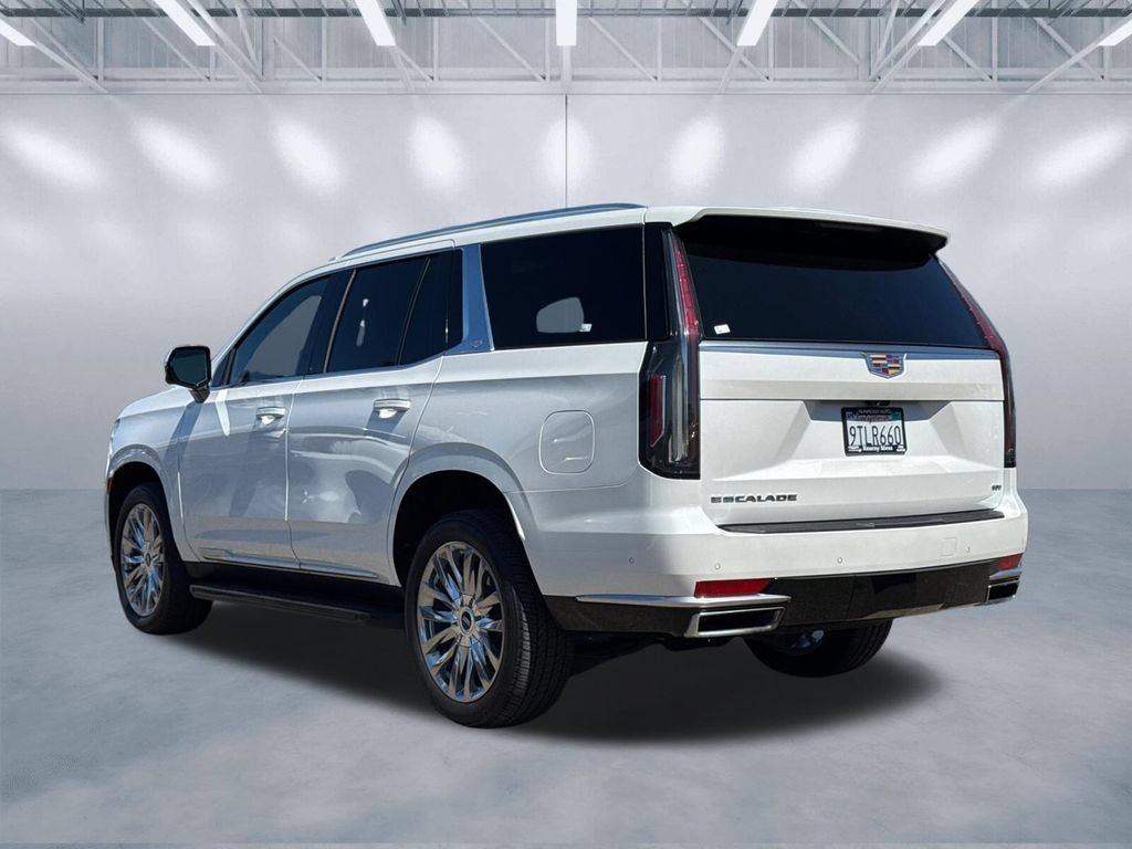 Used 2021 Cadillac Escalade Premium Luxury w/ Performance Package RWD image 4