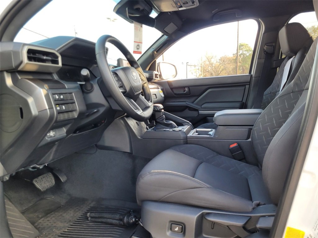 New 2025 Toyota Tacoma SR5 image 3