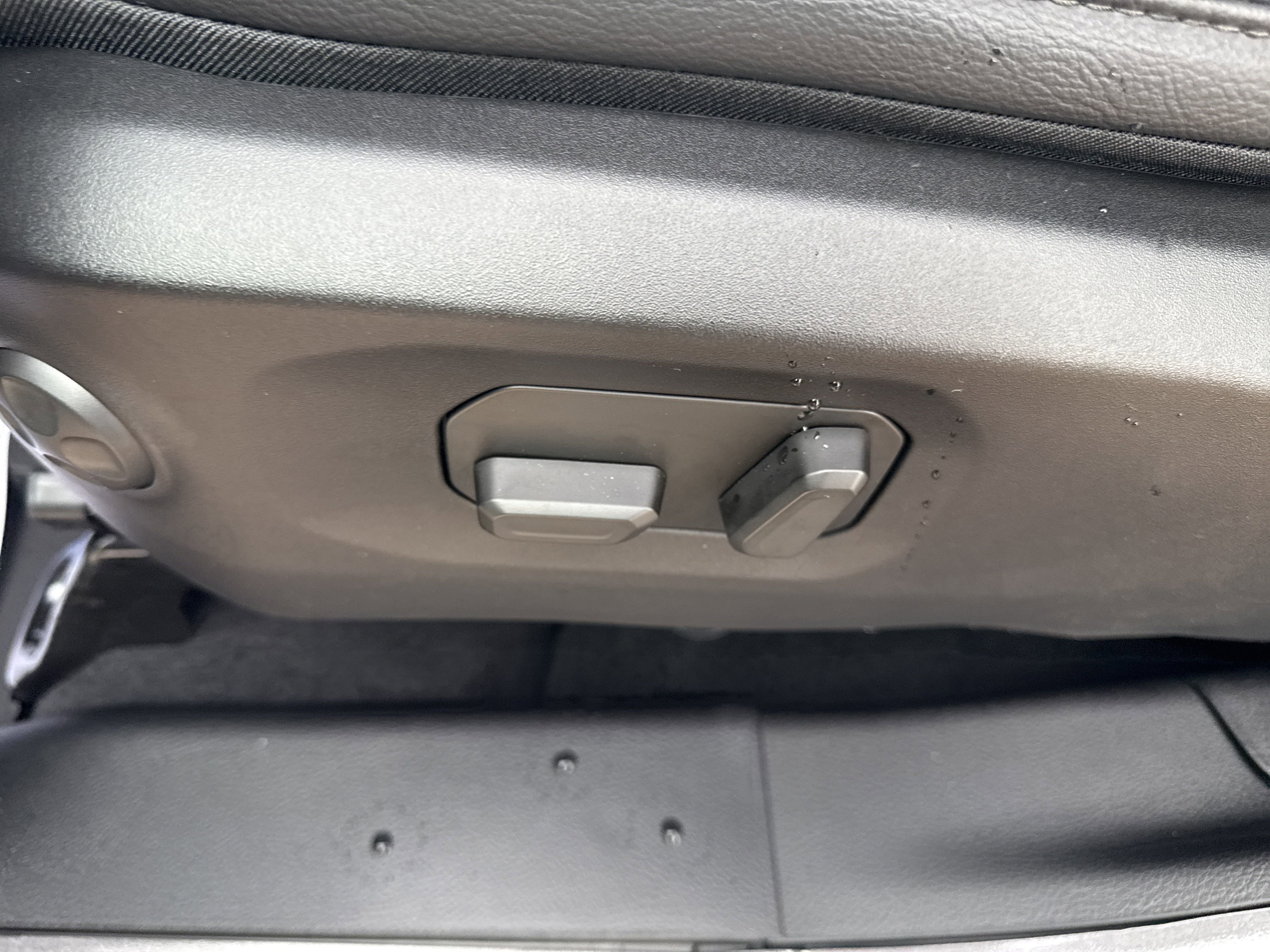 New 2025 Jeep Gladiator Sport w/ Premium Package image 15