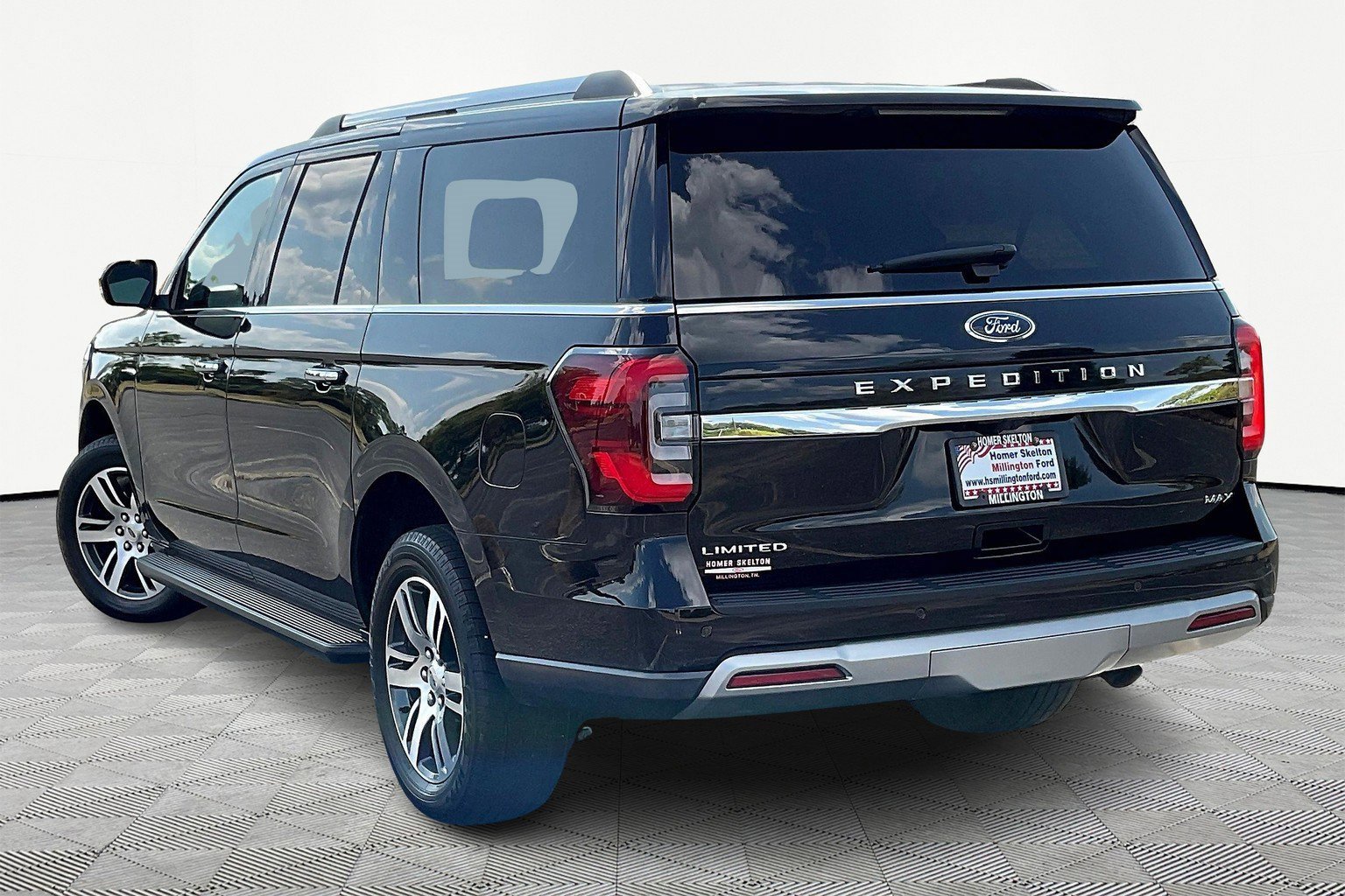 Used 2024 Ford Expedition Max Limited image 11