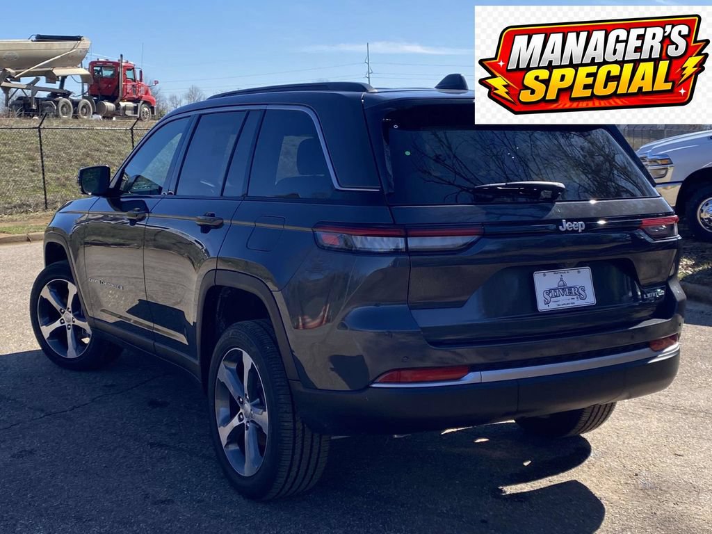 New 2026 Jeep Grand Cherokee Limited w/ Luxury Tech Group II RWD image 30