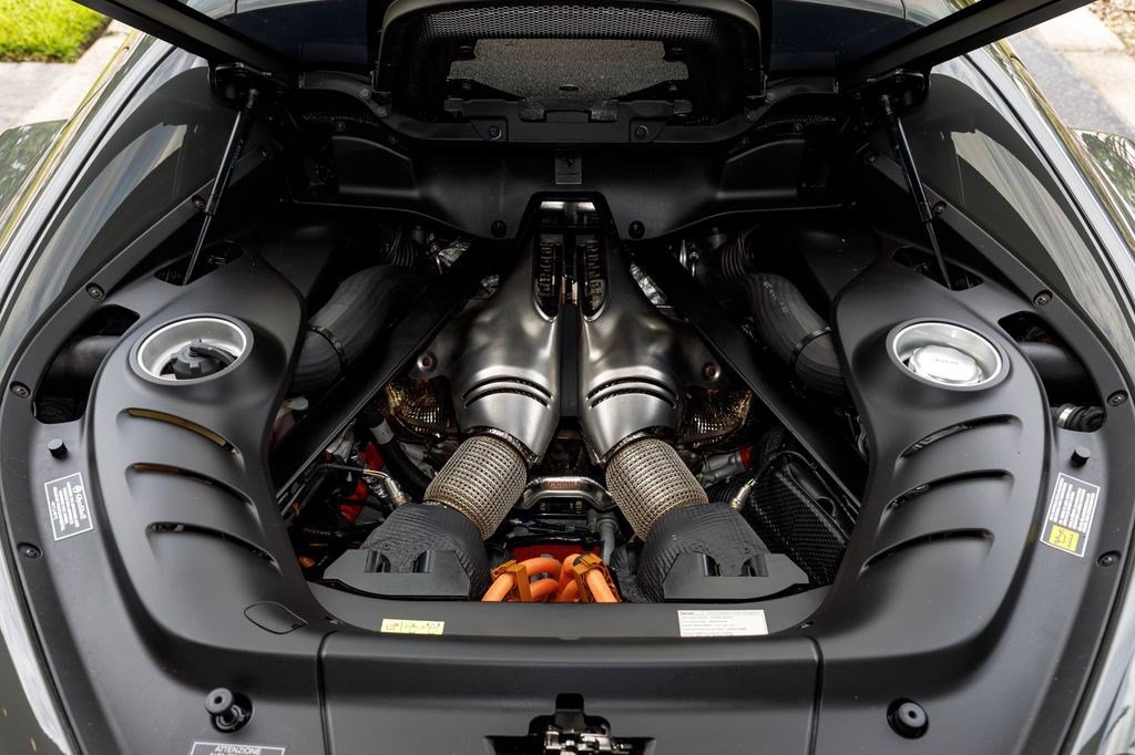 Used 2022 Ferrari 296 GTB RWD image 17