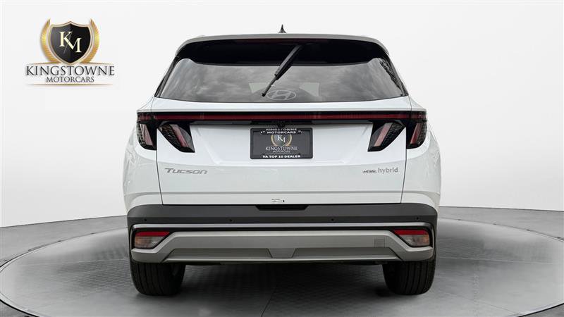 Used 2025 Hyundai Tucson Limited AWD/4WD image 4