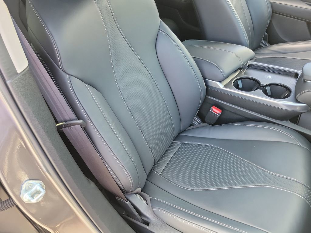 Used 2025 Acura RDX w/ Technology Package image 24