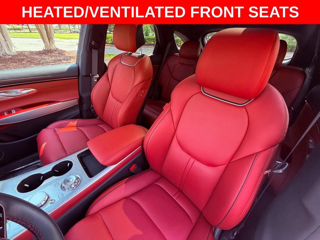 Used 2026 Genesis GV70 2.5T Sport Prestige AWD/4WD image 14