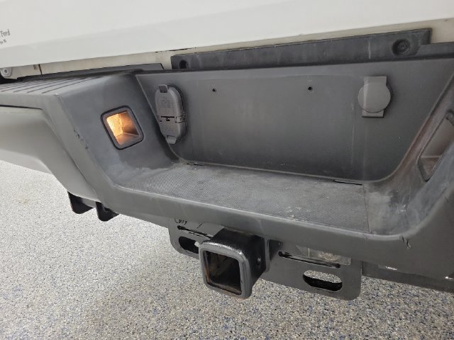 Used 2022 Ford F350 XL w/ Power Equipment Group AWD/4WD image 9