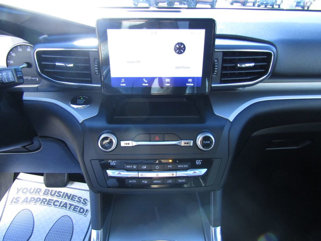 Used 2020 Ford Explorer XLT w/ Equipment Group 202A image 20