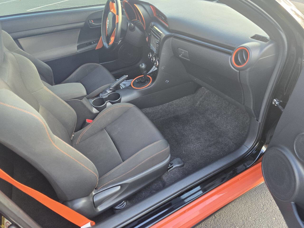Used 2015 Scion tC image 14