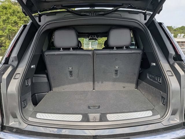 New 2027 Cadillac Vistiq Sport w/ LPO, Floor Liner Package AWD/4WD image 12