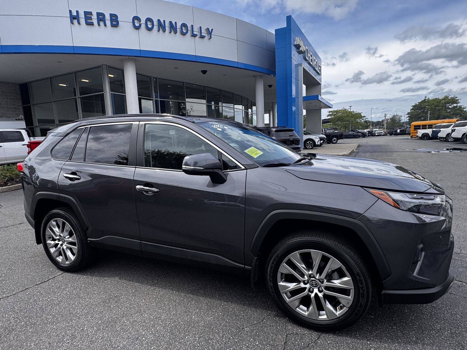 Used 2023 Toyota RAV4 Limited AWD/4WD video 1