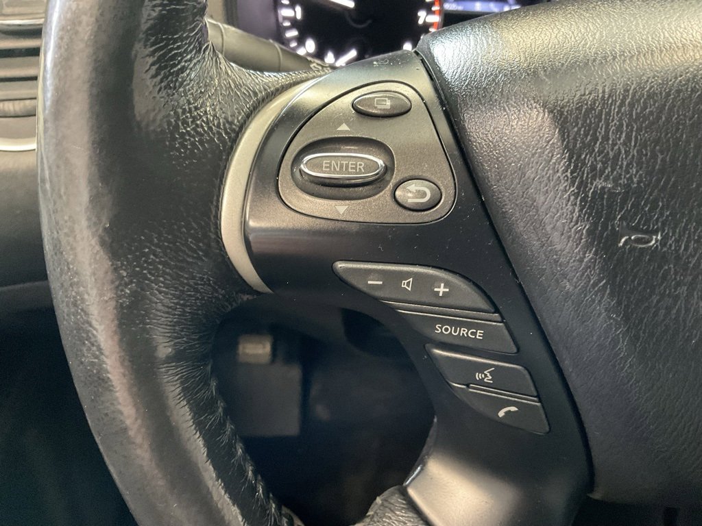 Used 2019 Nissan Pathfinder SL image 12