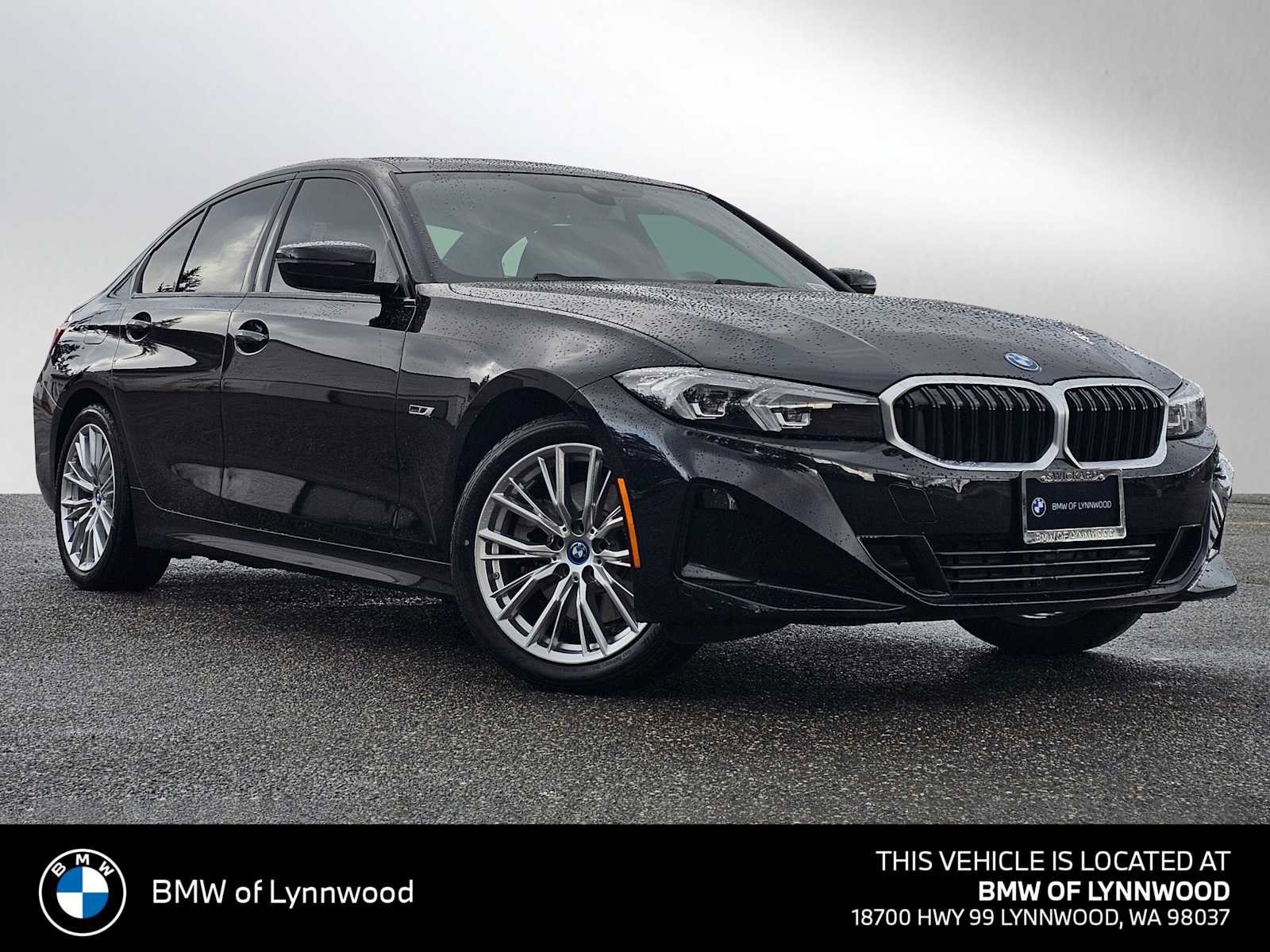 Used 2023 BMW 330e w/ Driving Assistance Package image 1