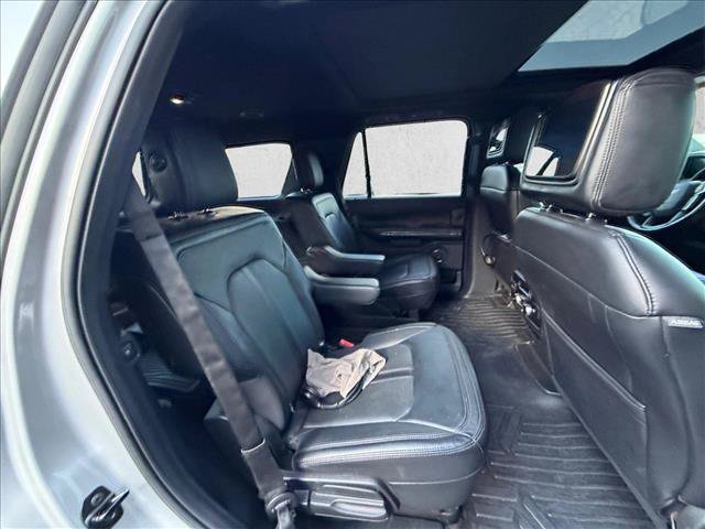 Used 2019 Ford Expedition Limited w/ Equipment Group 302A AWD/4WD image 22