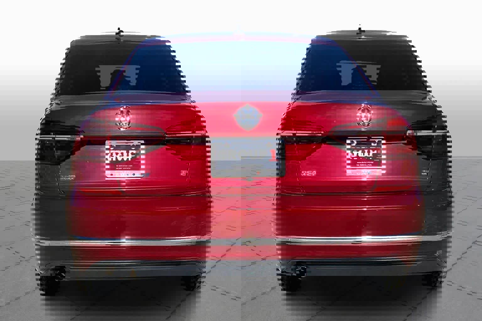 Used 2019 Volkswagen Passat 2.0T Wolfsburg image 5