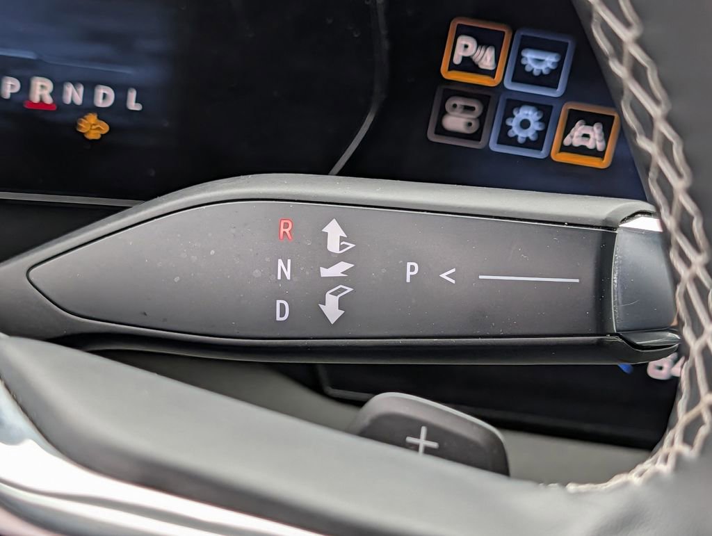 Used 2025 Chevrolet Traverse LT image 21