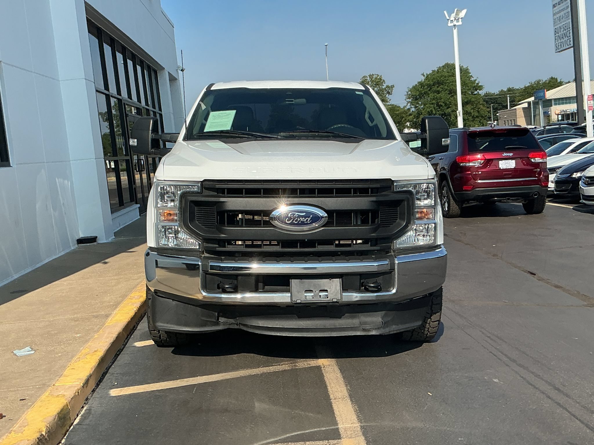 Used 2022 Ford F250 XL w/ Power Equipment Group AWD/4WD image 3