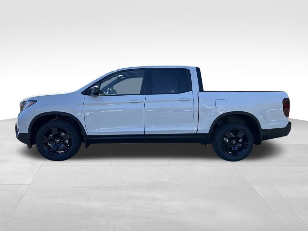 New 2026 Honda Ridgeline Black Edition video 3