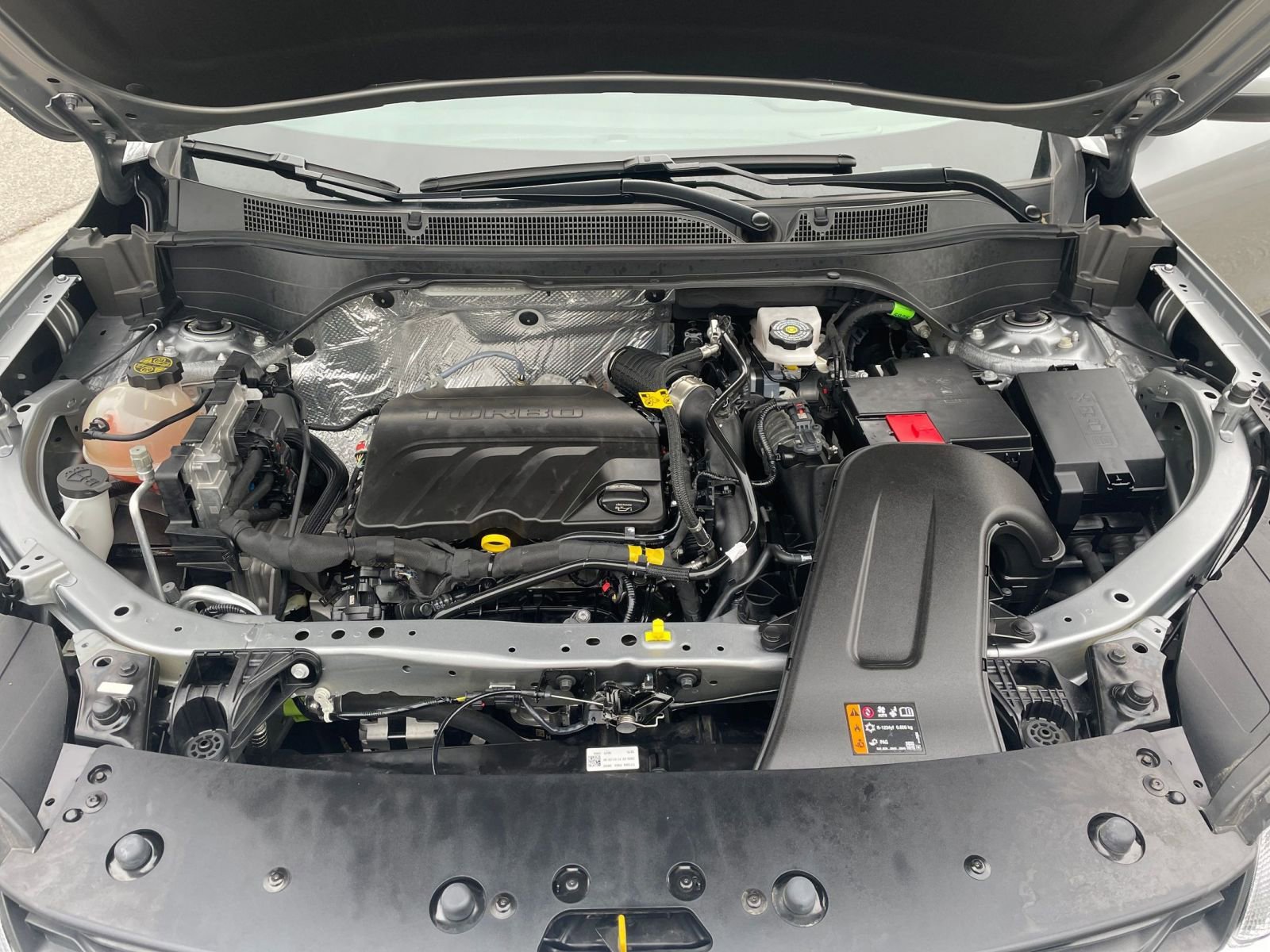 Used 2025 Chevrolet Trax LT image 32