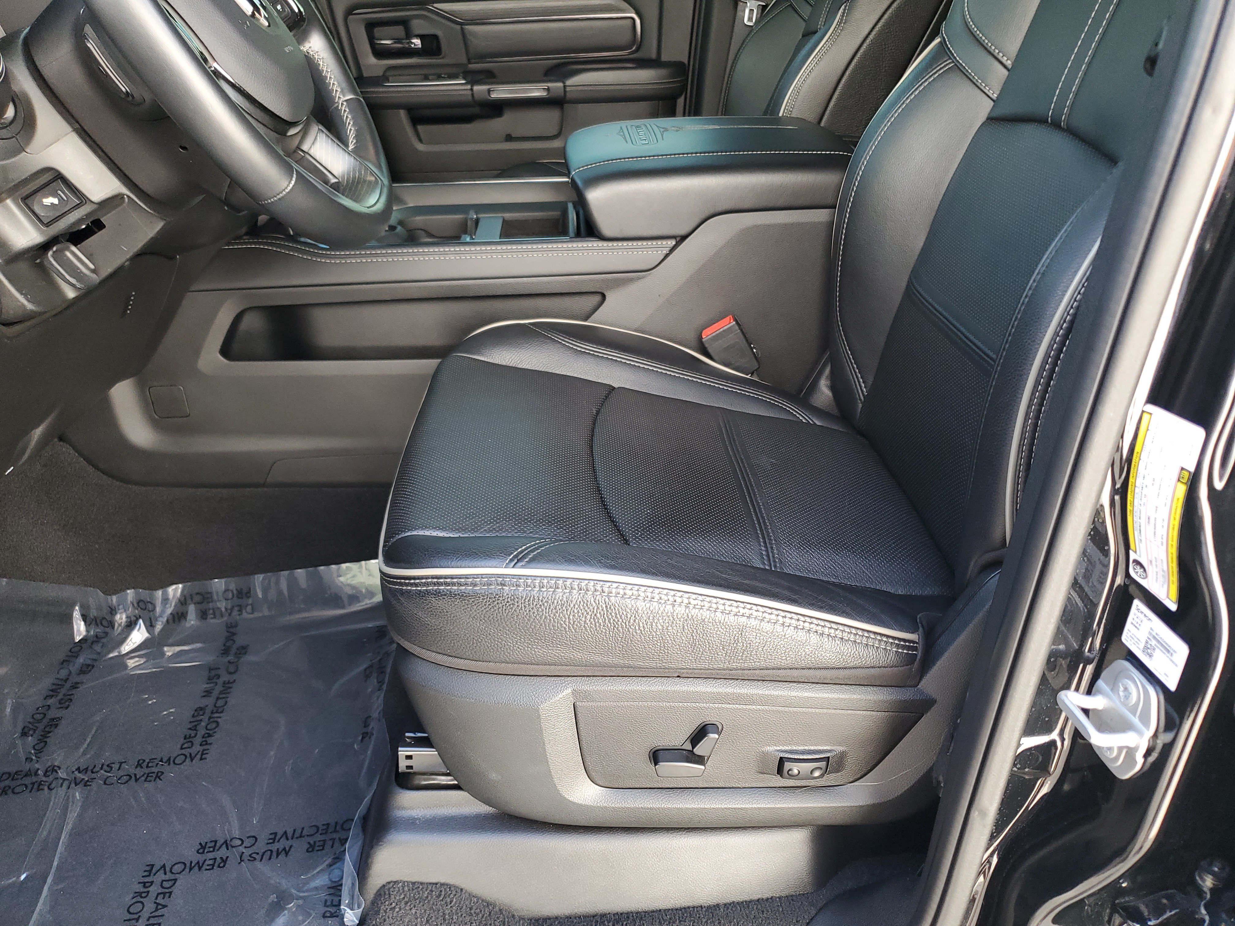 Used 2022 RAM 2500 Limited AWD/4WD image 18
